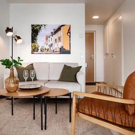 Bright Two-room Near The Centre