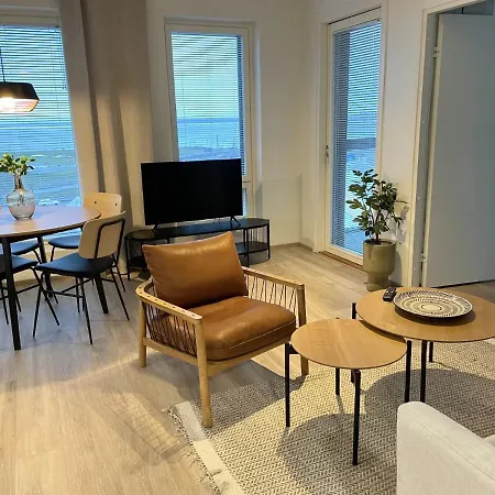Bright Two-room Near The Centre Апартаменты Тампере